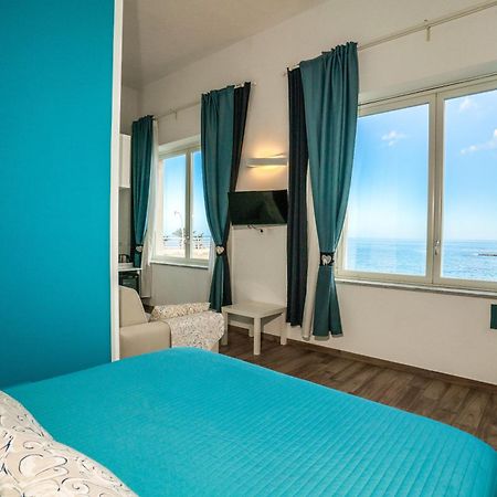 Marlove Sea View Сиракуза Екстериор снимка