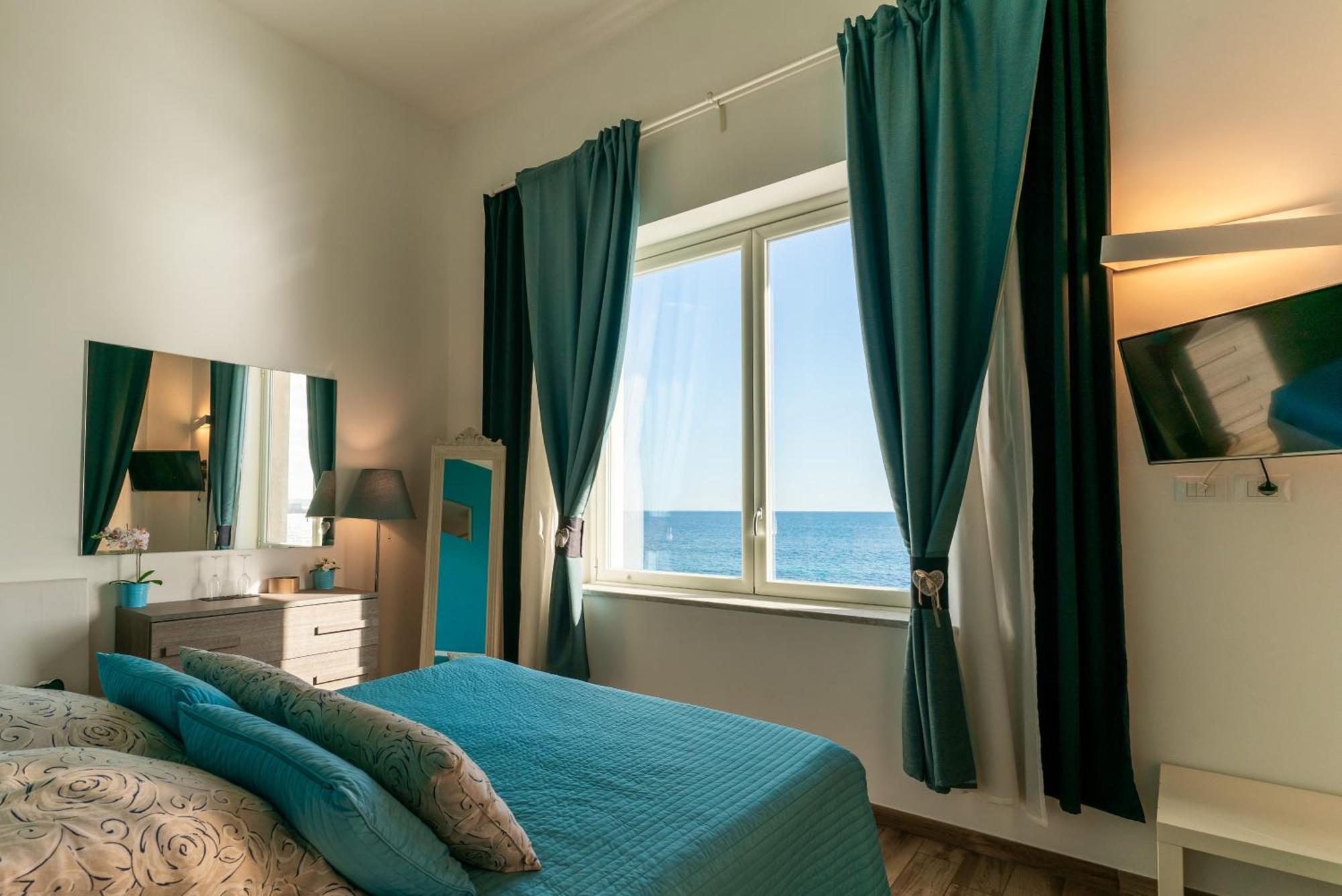 Marlove Sea View Сиракуза Екстериор снимка